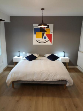 Appartement tout confort 2 chbres - 72m2 - avec terrasse et vue Pyrénées